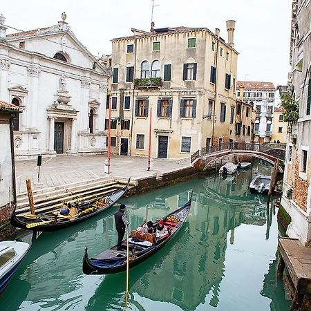 Ferienwohnung Pink House In Venice City Center Exterior foto